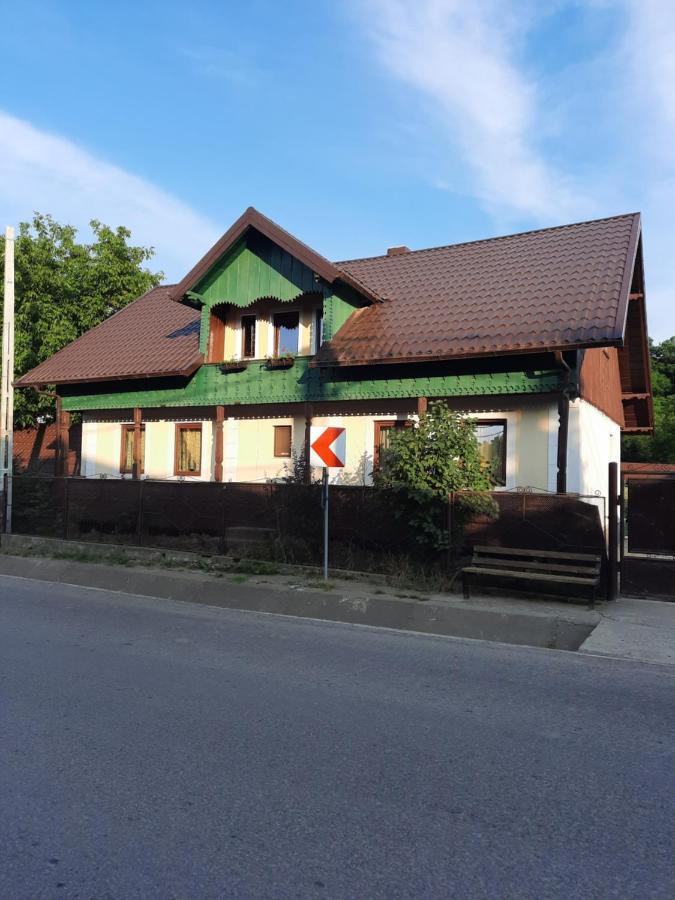 Willa Casa Bunicilor Ciprian Porumbescu Zewnętrze zdjęcie